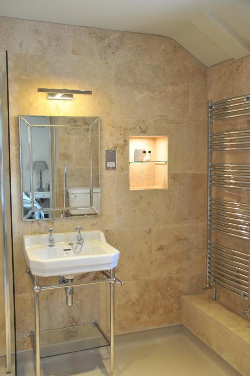The Red Lion Inn Babcary Стая снимка