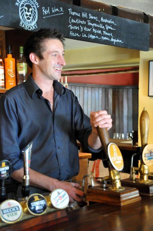 The Red Lion Inn Babcary Екстериор снимка
