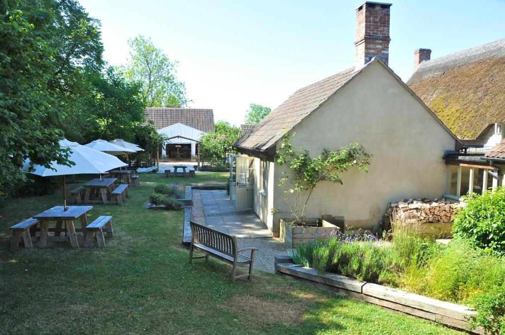 The Red Lion Inn Babcary Екстериор снимка